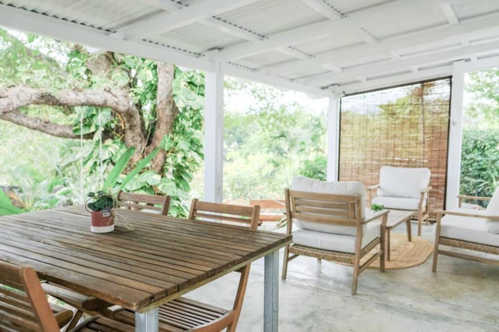 Tamarin River Villa エクステリア 写真